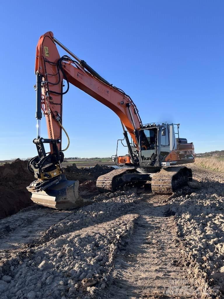 Doosan DX255 LC-7 Pásová rýpadla
