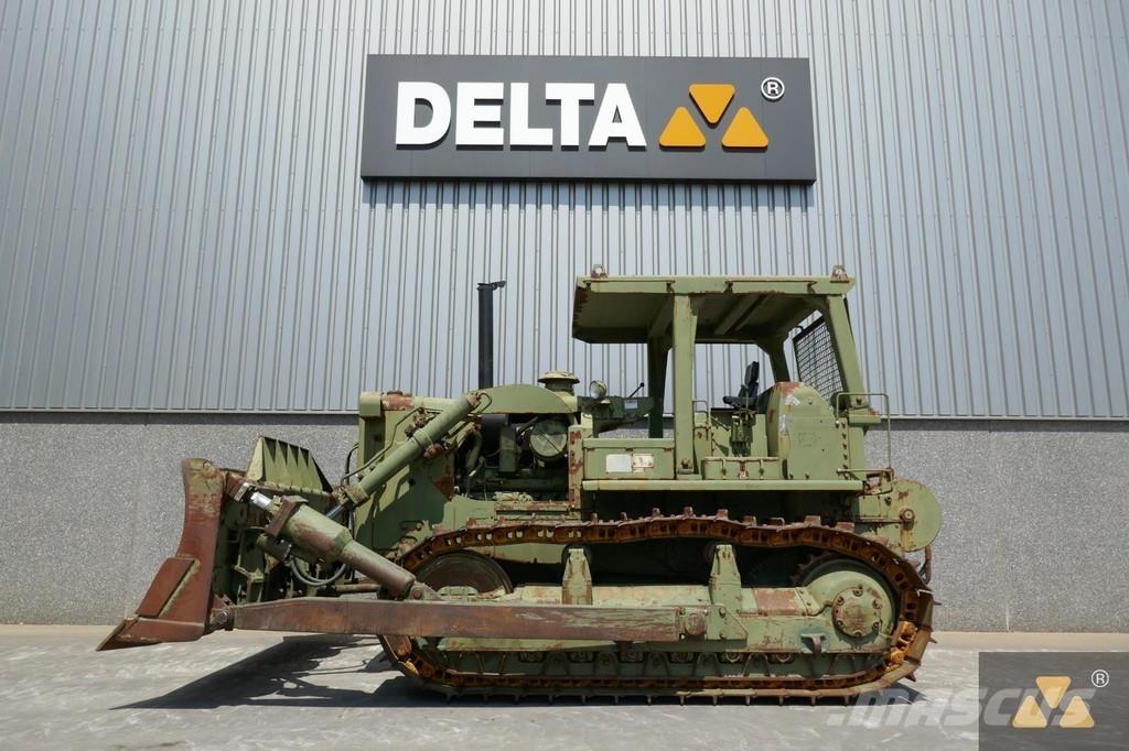 CAT D7F Ex-army Pásové dozery