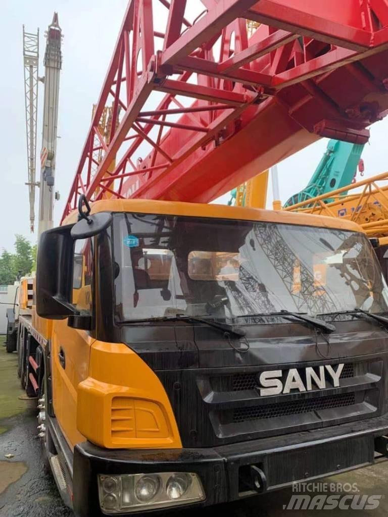 Sany STC 250 H Univerzální terénní jeřáby