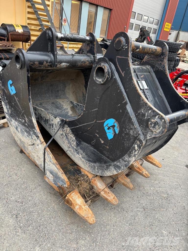 CAT 330 Pásová rýpadla