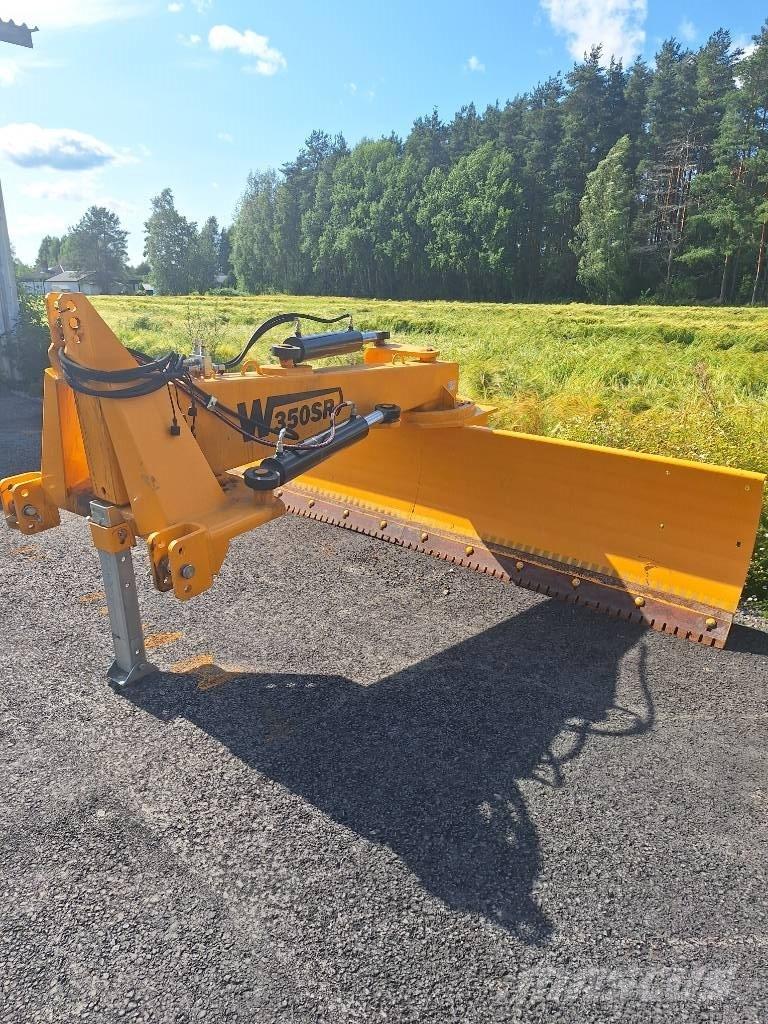 VM W 350 SR Tažené radlice