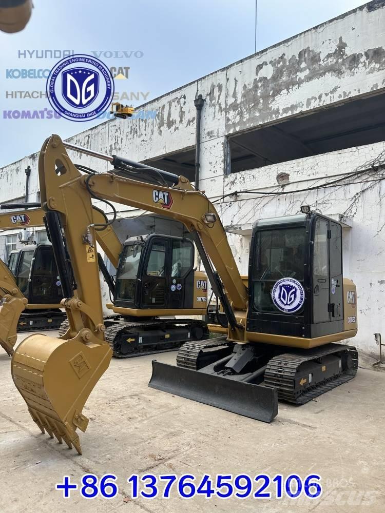 CAT 306E2 Pásová rýpadla