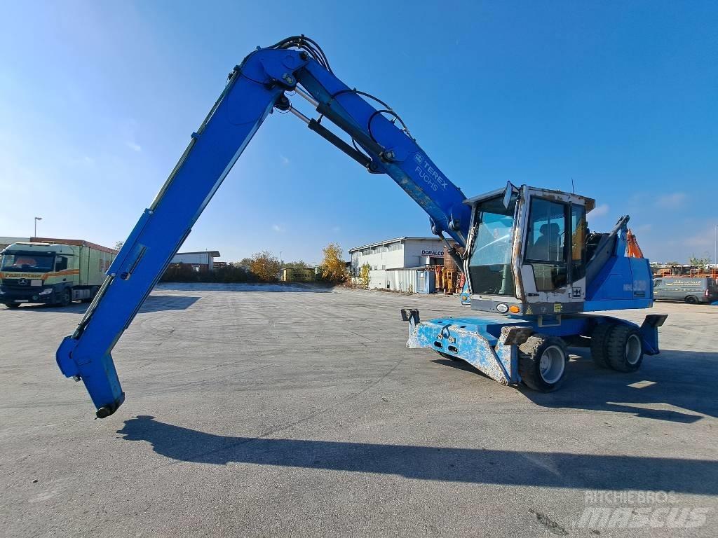 Fuchs MHL 320D Stroje pro manipulaci s odpadem