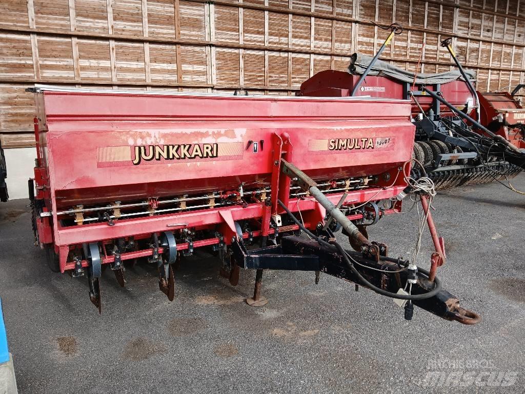 Junkkari 3000 T Kombinované secí stroje