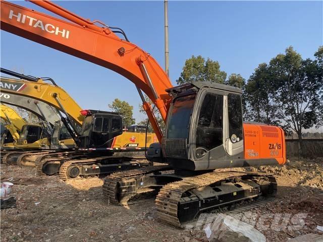 Hitachi ZX200 Pásová rýpadla