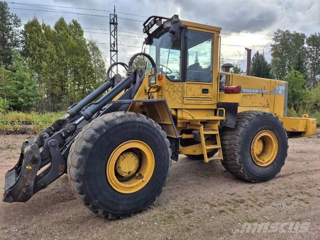 Volvo L 120 B Kolové nakladače
