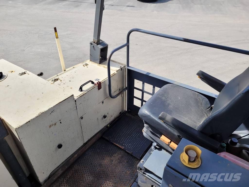 ABG Titan 326 Finišery