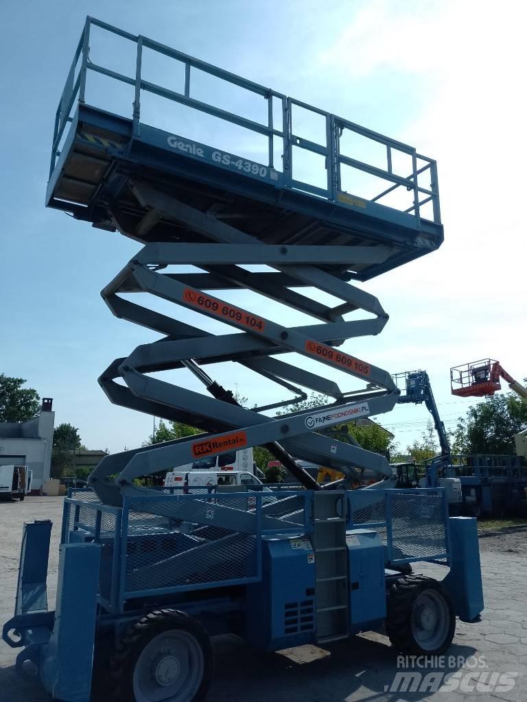 Genie 4390 Nůžková zvedací plošina