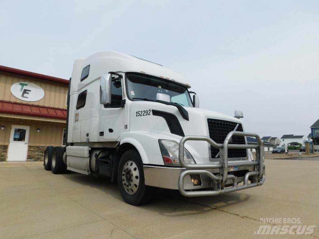 Volvo VNL Tahače