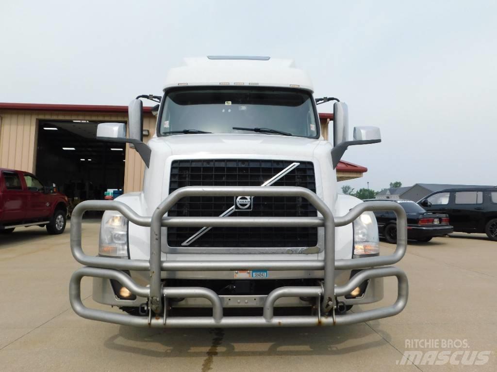 Volvo VNL Tahače