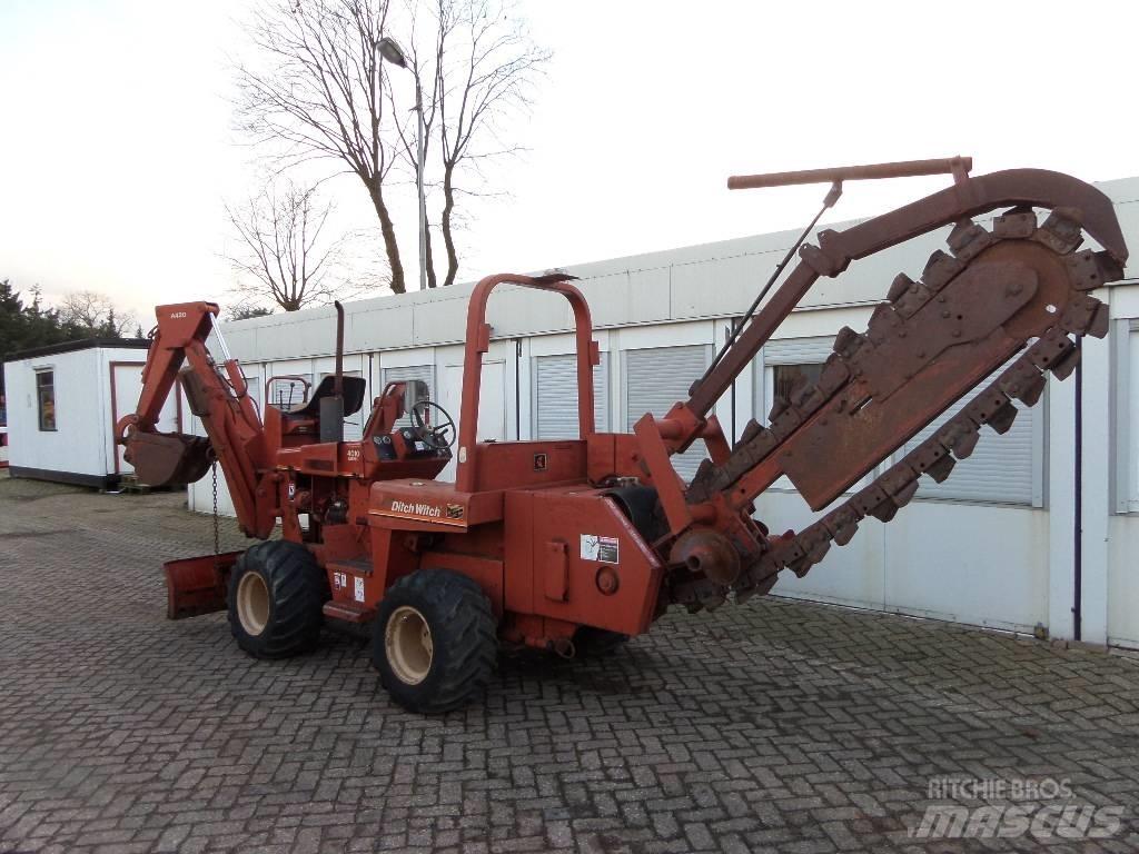 Ditch Witch 4010 DD Rýhovače