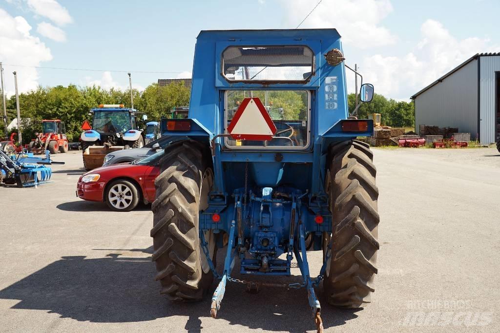 Ford 4000 - Traktor Traktory