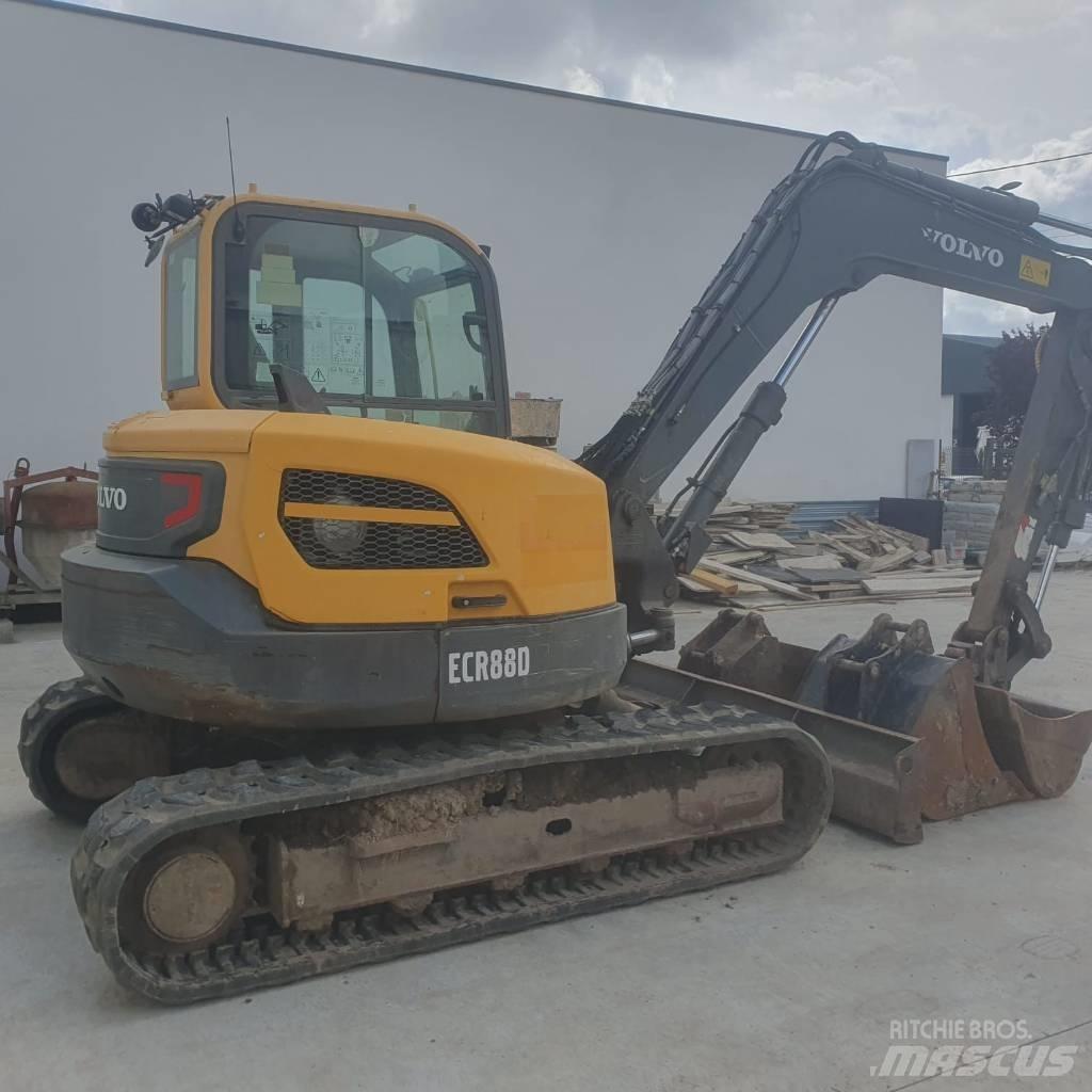 Volvo ECR 88 D Midi rýpadla 7t - 12t