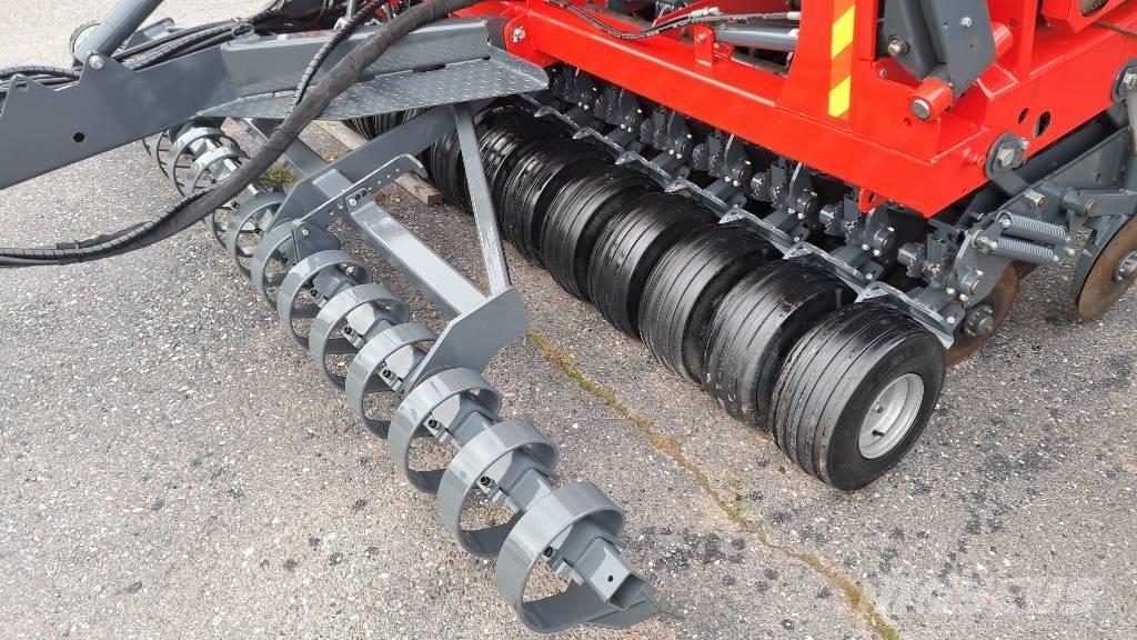 Tume Nova Combi 4000 Kombinované secí stroje