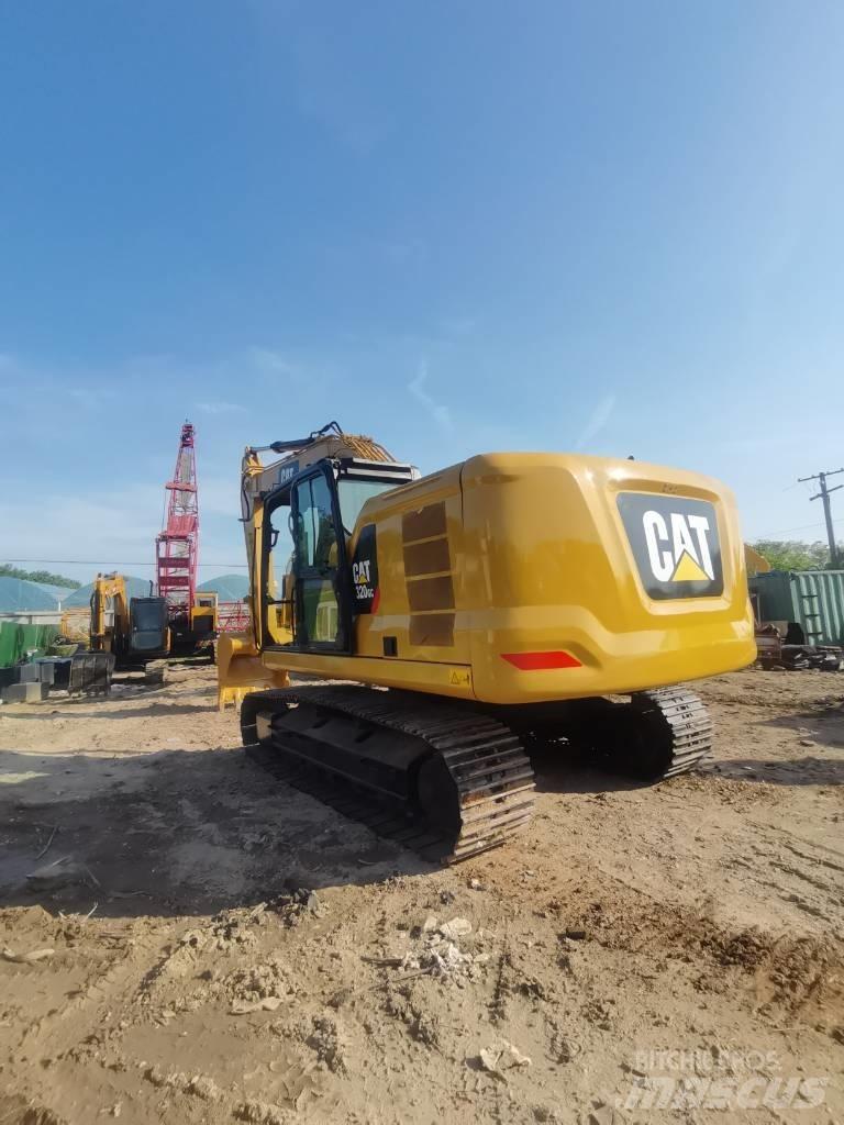 CAT CAT320GC Midi rýpadla 7t - 12t