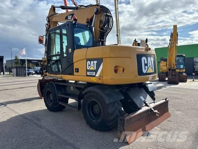 CAT M 313 D Kolová rýpadla