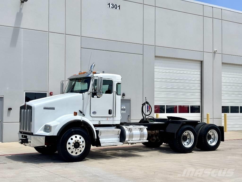 Kenworth T 800 Tahače
