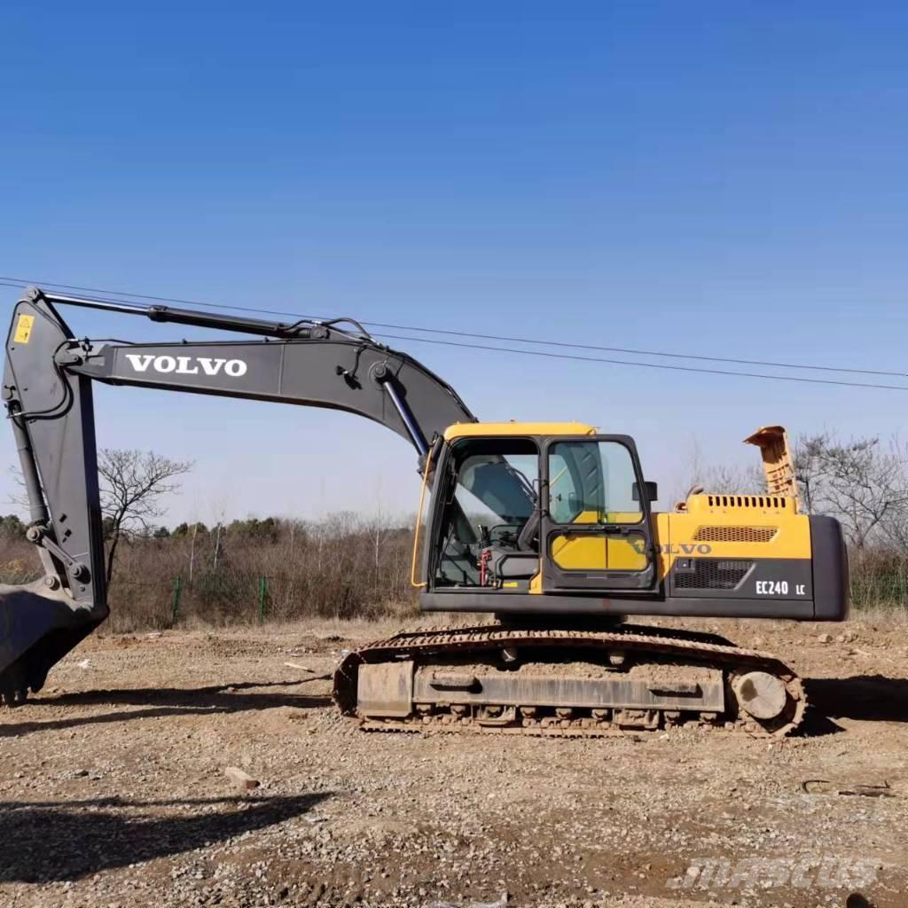 Volvo EC240 Pásová rýpadla