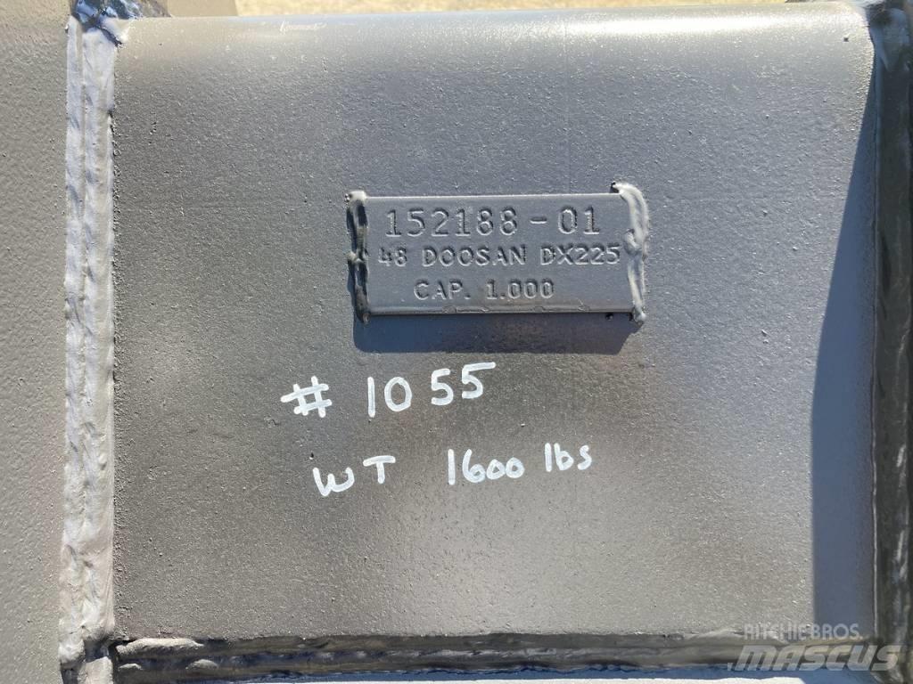 Doosan DX 225 Ostatní komponenty