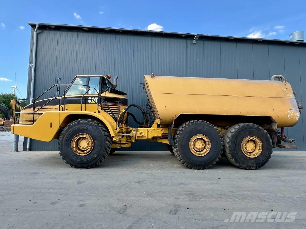 CAT 740 Water truck Kloubové dempry