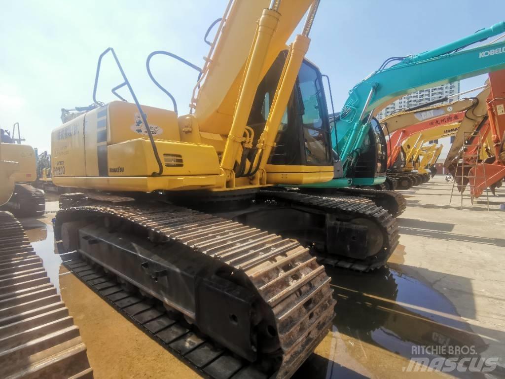 Komatsu PC 200-6 Pásová rýpadla