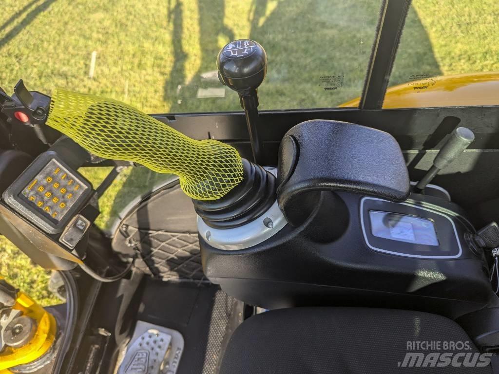 JCB 8026 CTS Mini rýpadla < 7t