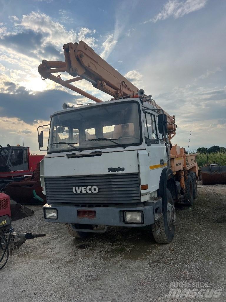 Iveco 330-36 H Sklápěče