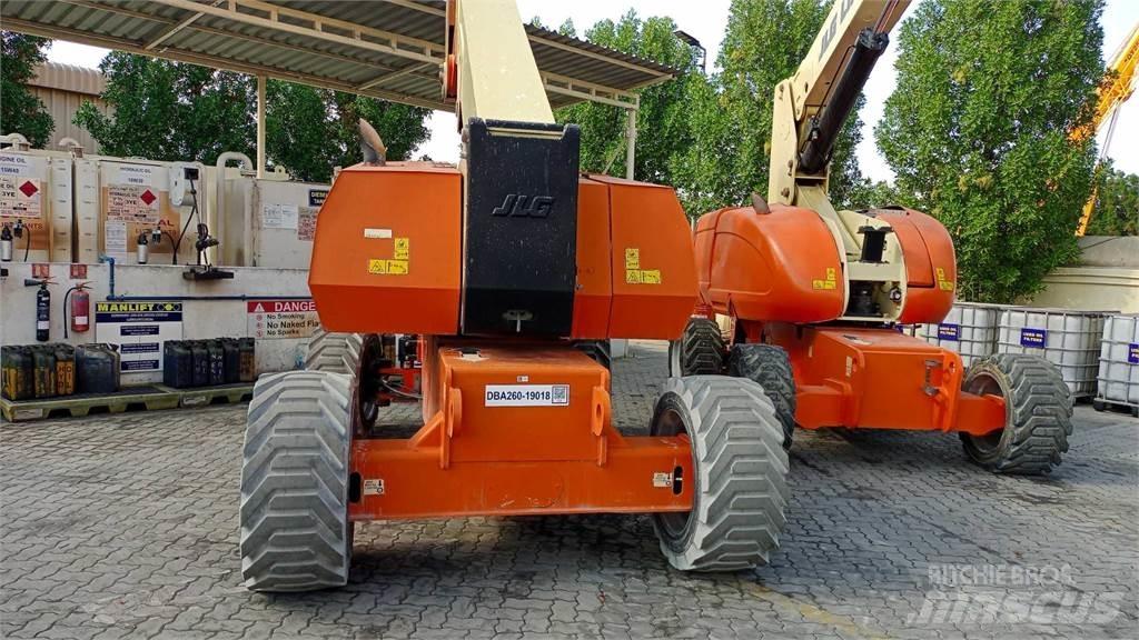 JLG 800AJ Kloubové plošiny