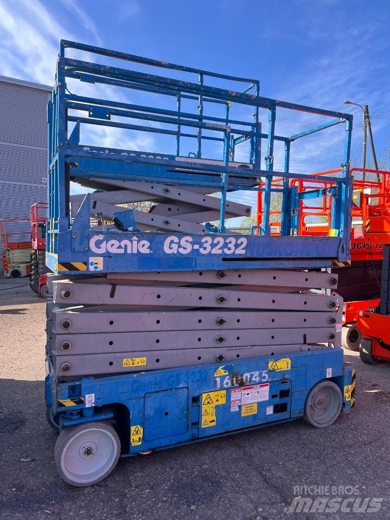 Genie GS 3232 Nůžková zvedací plošina