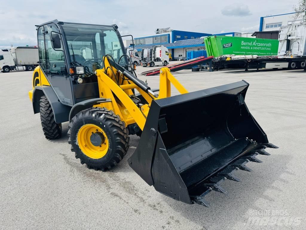 Terex 800L Kolové nakladače