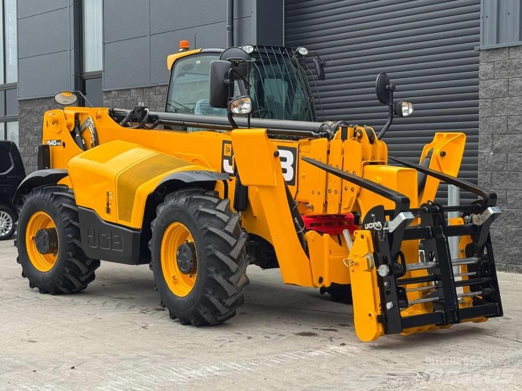 JCB 540-170 Teleskopické manipulátory