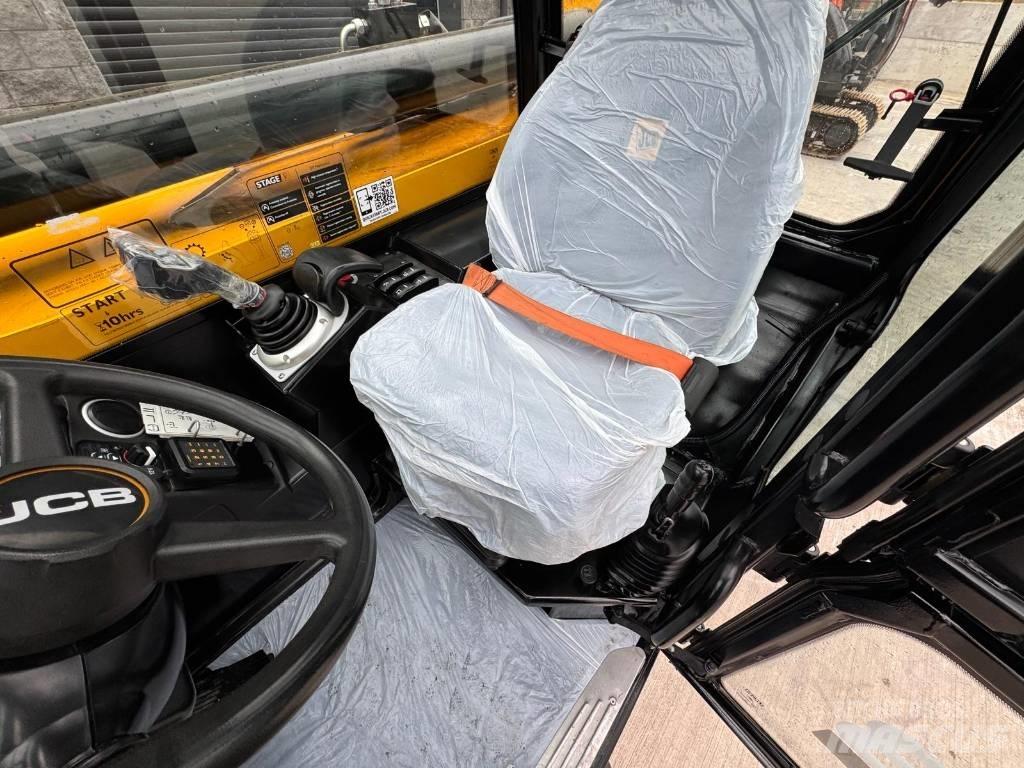JCB 540-170 Teleskopické manipulátory