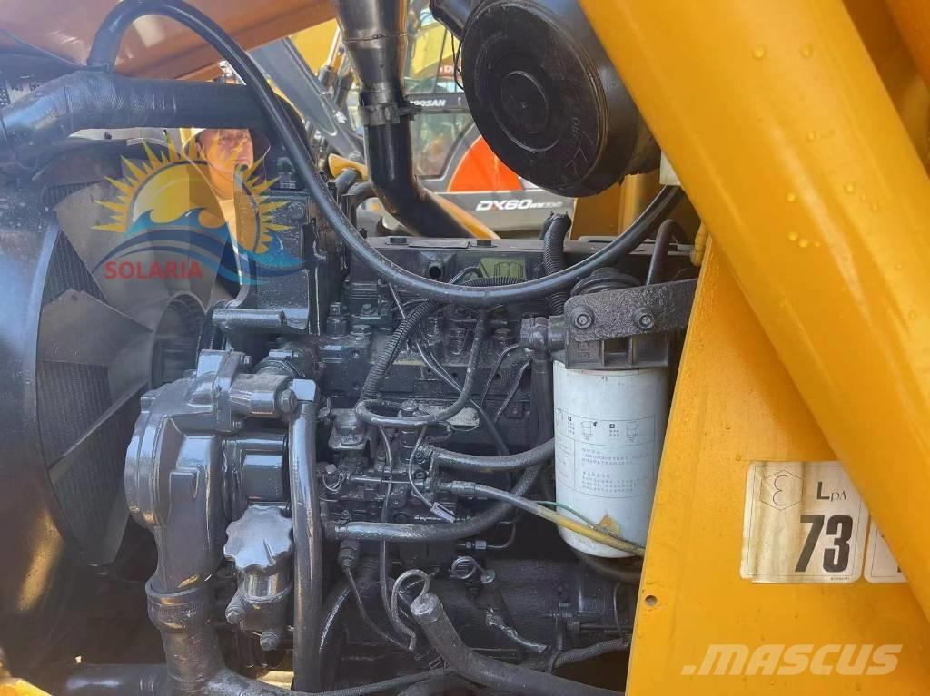 JCB Vibromax 4CX Rýpadlo-nakladače