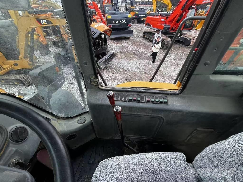 SDLG LG 953 Kolové nakladače