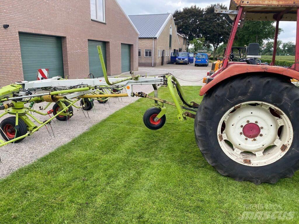CLAAS volto 1050t Obraceče a shrabovače sena
