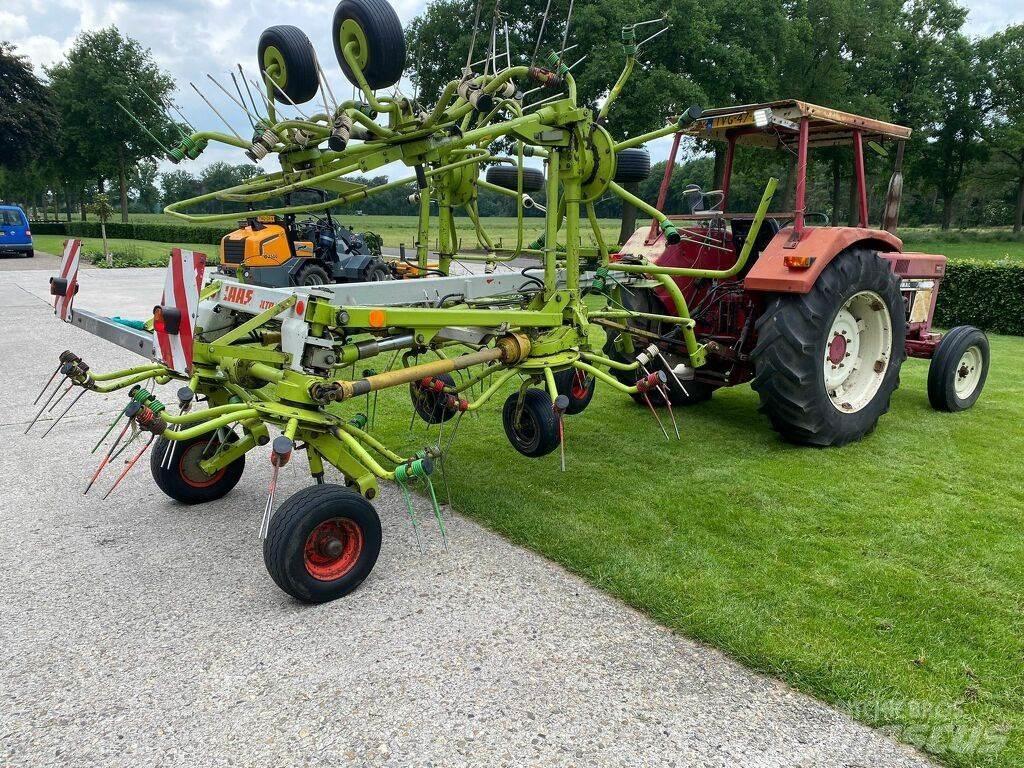 CLAAS volto 1050t Obraceče a shrabovače sena