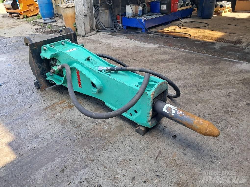 Montabert M900 Bourací kladiva / Sbíječky