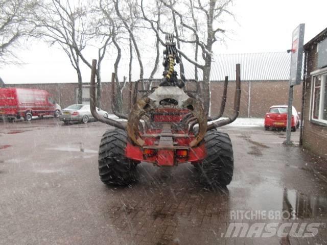 Farmi VARIO 121 Vyvážecí traktory