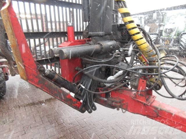 Farmi VARIO 121 Vyvážecí traktory