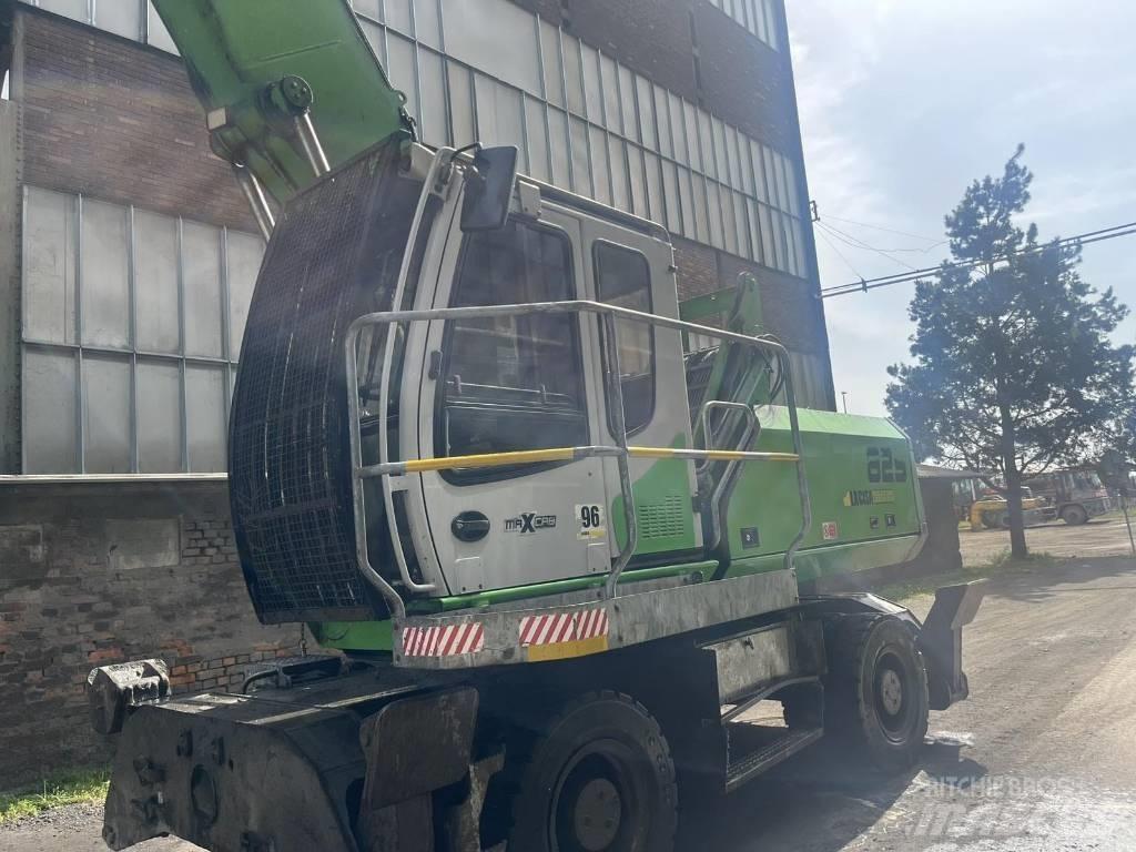 Sennebogen 825M K13 Stroje pro manipulaci s odpadem