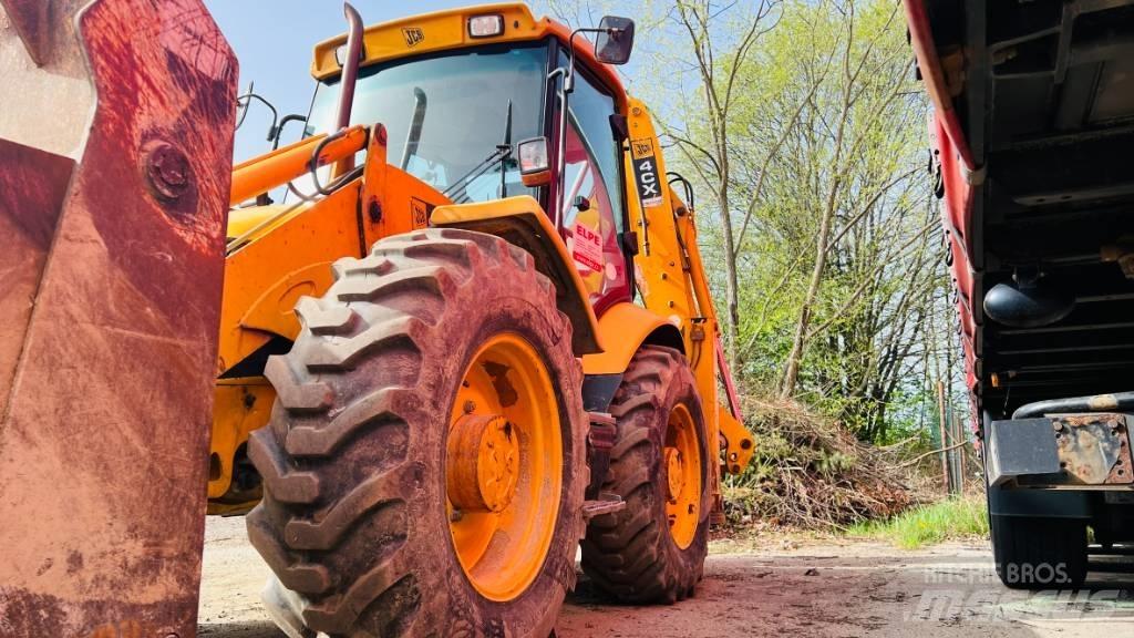 JCB 4 CX Rýpadlo-nakladače