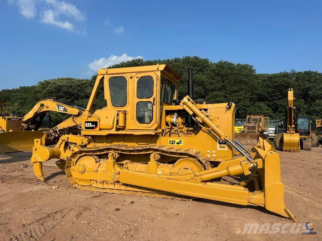 CAT D7G Pásové dozery