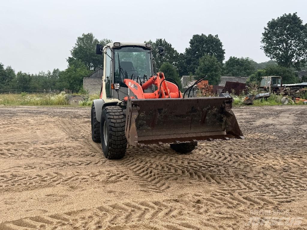 Atlas AR 80 Kolové nakladače