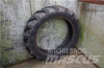 Stomil 9.5 R 32 Pneumatiky, kola a ráfky