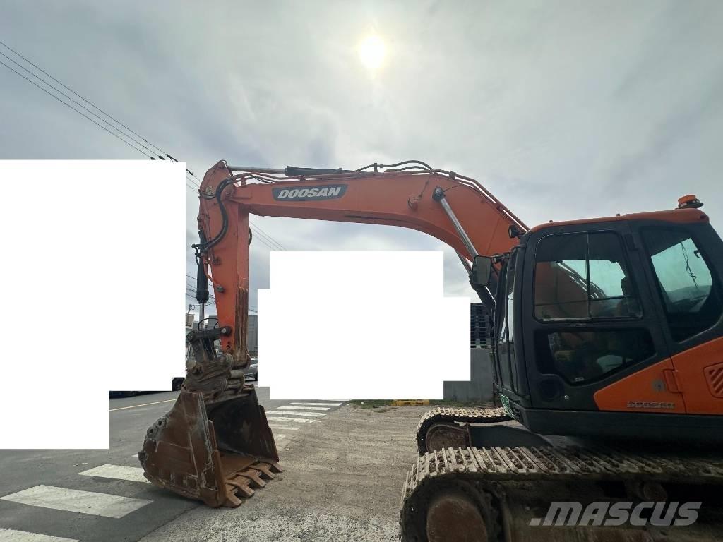 Doosan DX 300 LC-5 Pásová rýpadla