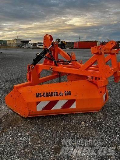 MS Grader 205 K Grejdry