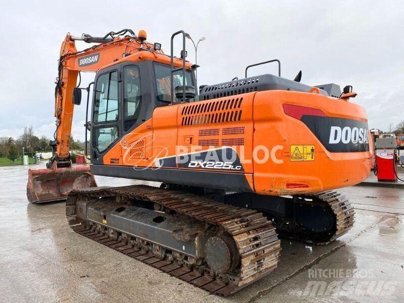 Doosan DX 225 LC Pásová rýpadla