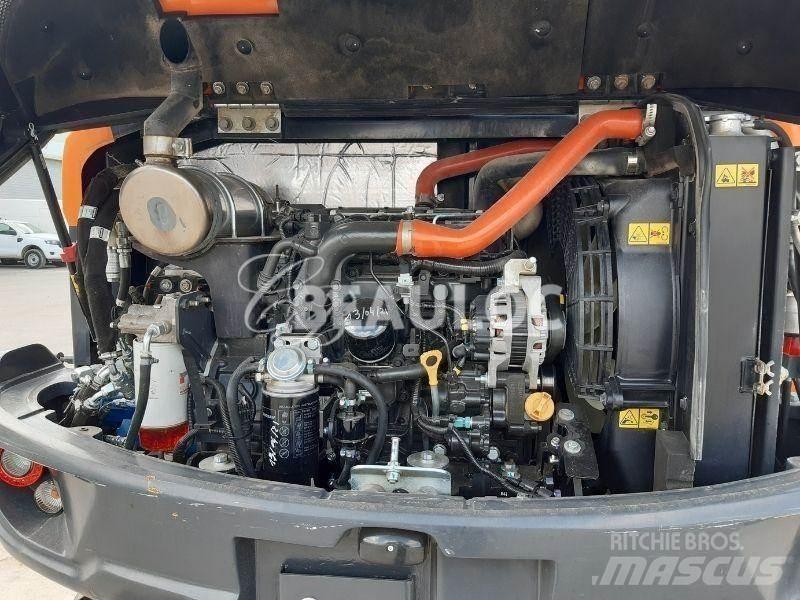 Doosan DX 57 W Kolová rýpadla