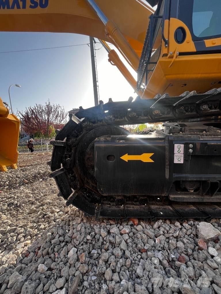Komatsu PC 450 Pásová rýpadla