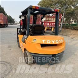 Toyota 62-7 FD N 30 Dieselové vozíky